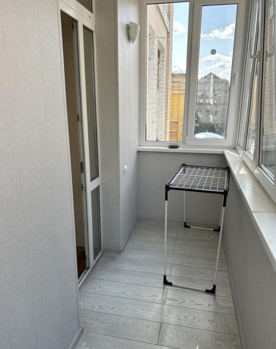 Апартаменти 3-Кімнатні, М. Майдан Незалежності Kiev Exterior foto
